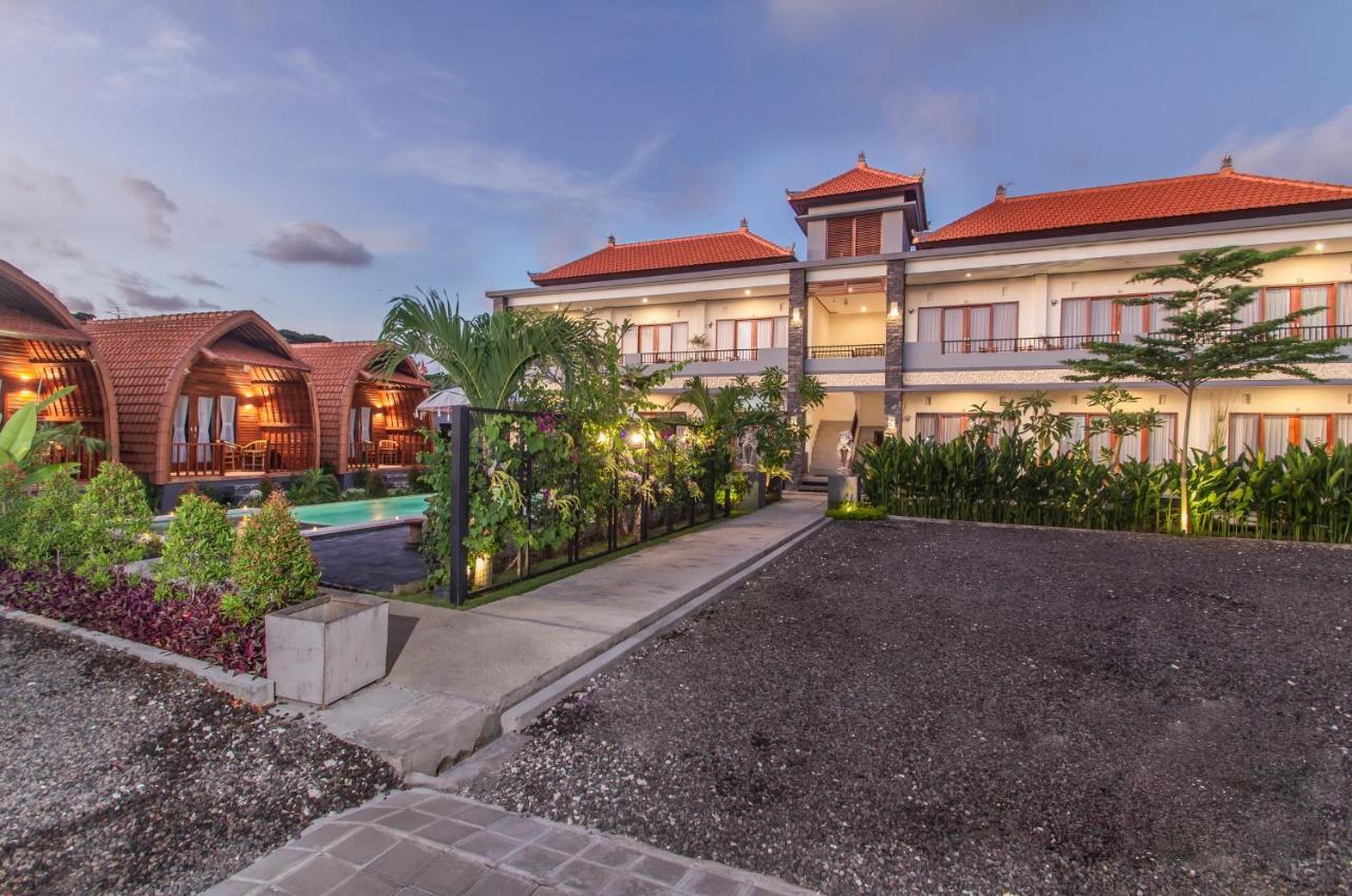 Mailaku House 3*