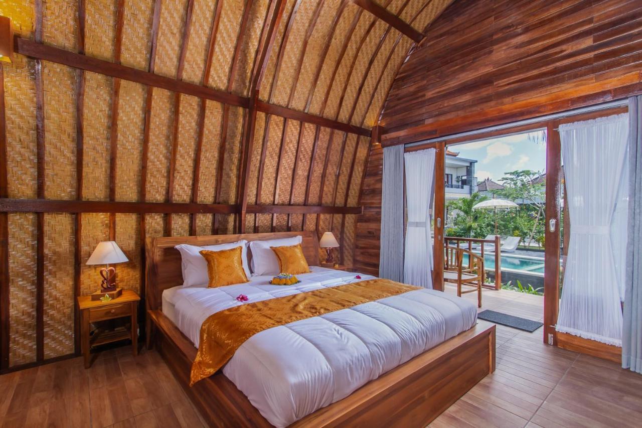 Mailaku House Hotel 3*